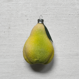 Nostalgic Pear with Leaf Ornament