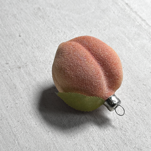 Nostalgic Peach with Leaf  Ornament