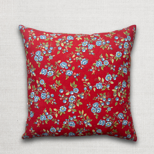 Custom Décors Barbares "Sarafane Red" Pillow (#36)