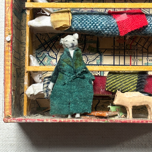 "Piggie" Assemblage