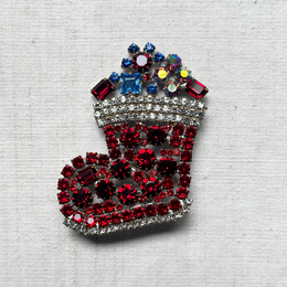 Christmas Stocking Glass Crystal Brooch