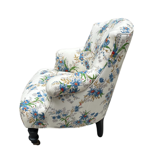 Custom Baronet Chair in Décors Barbares Ete Moscovit Indigo Fabric