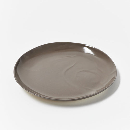 Davistudio Porcelain Saucer in Charcoal