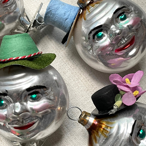 Set of 6 Double Face Ornaments with Paper Caps