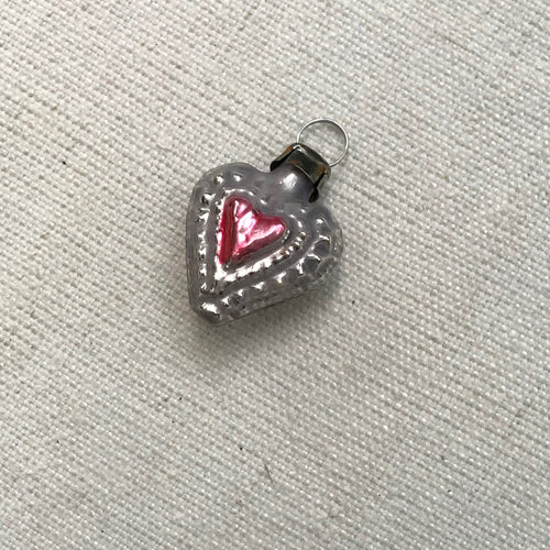 Nostalgic Tiny Tiny Heart Ornament